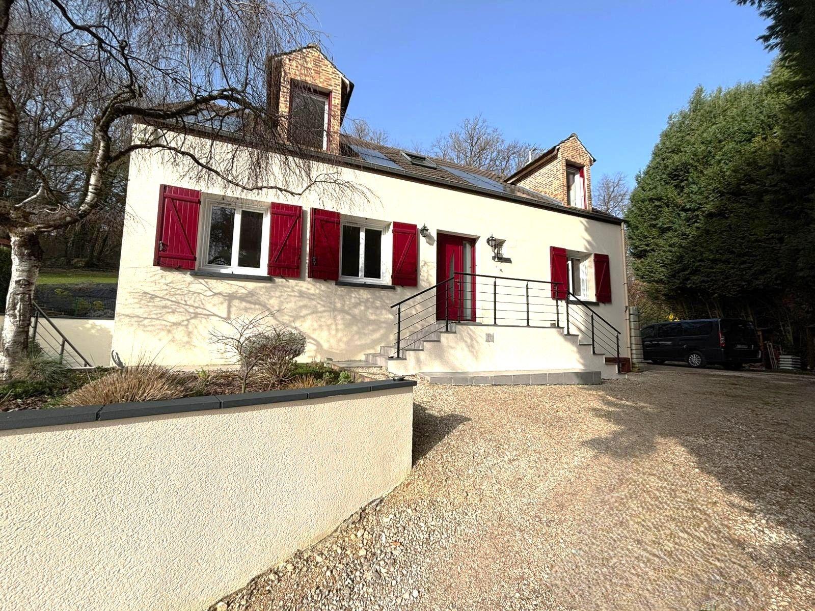 Pavillon de 3154 m2 à Bagneaux-sur-Loing 77167